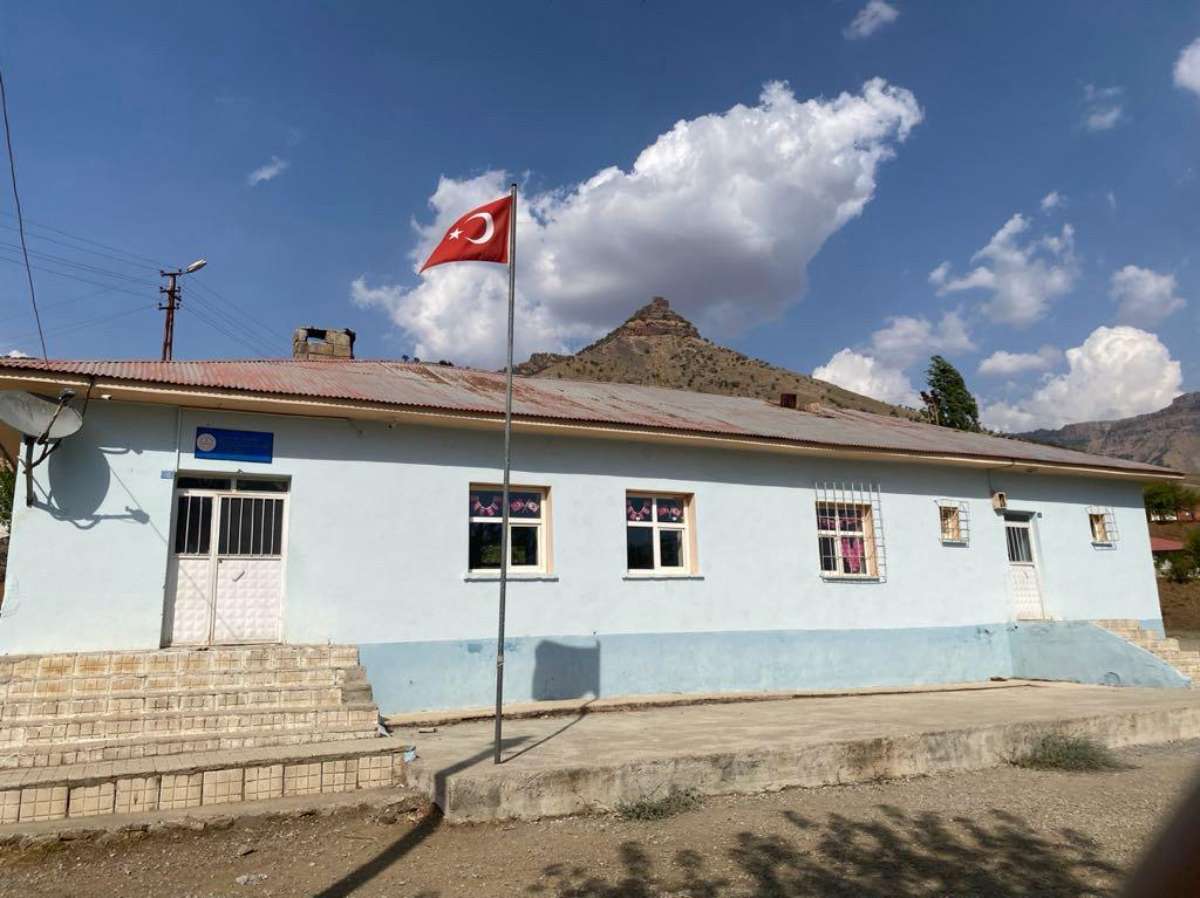 Üçyan Mahallesi İlkokulu Fotoğrafı